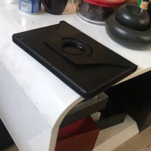 Meet your Posher, Mana